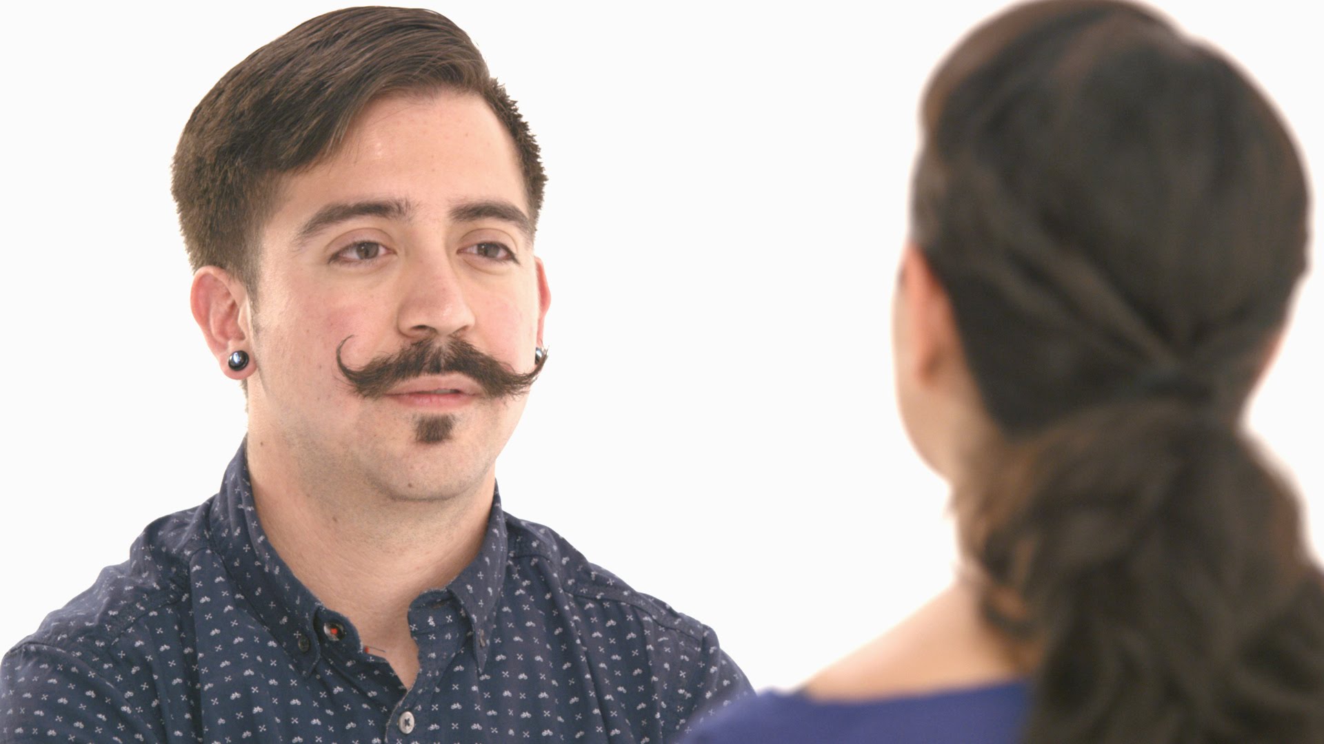 好きな人と親近感を高める方法。