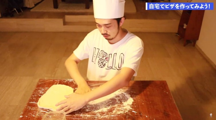 【おばらユーチューブ】シンガポールのピザ手作りキットを自宅で挑戦してみた